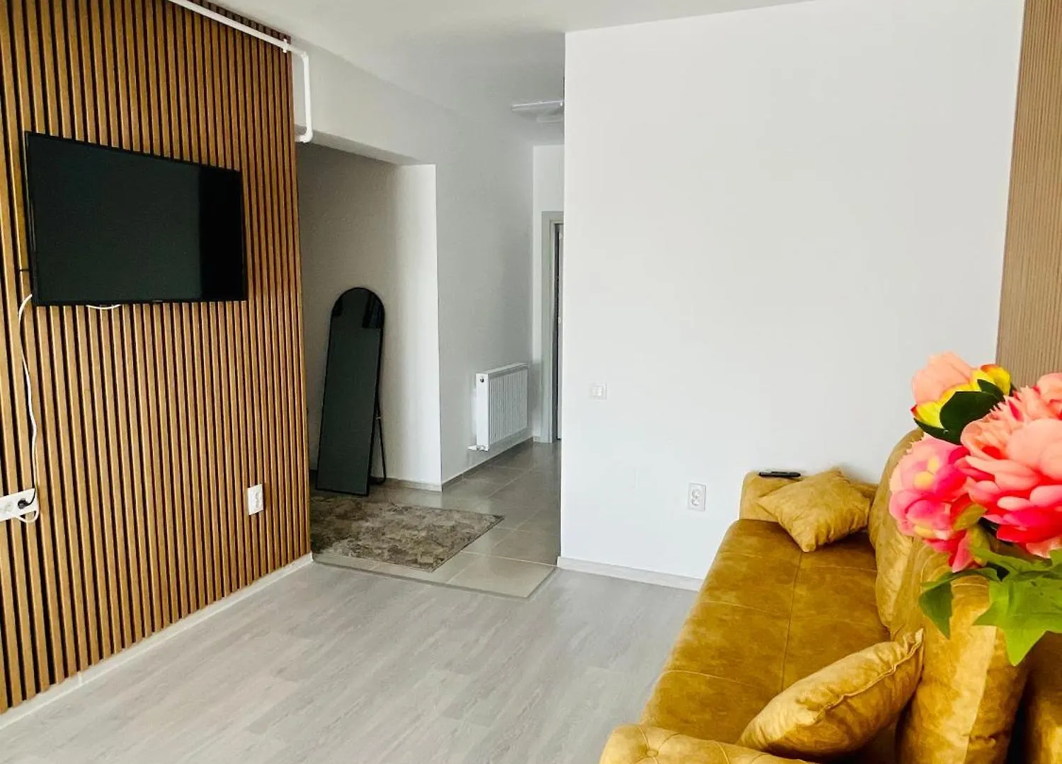 Gold House Apartment Bucharest Romania