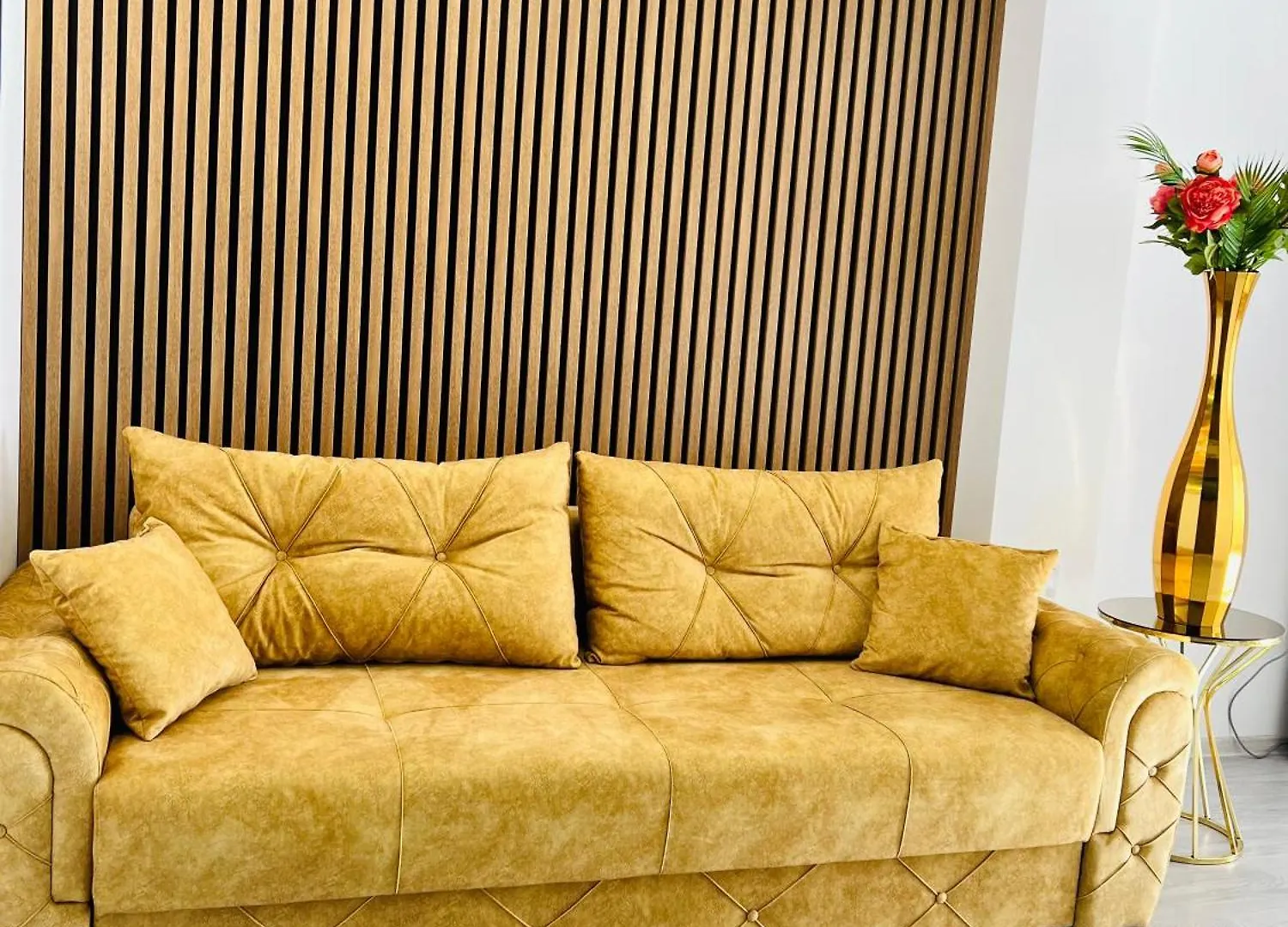 Gold House Apartment Bucharest 0*,  Romania