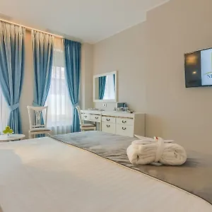 Hotel New Era Old Town Parking With Fee Nearby, Bucareste