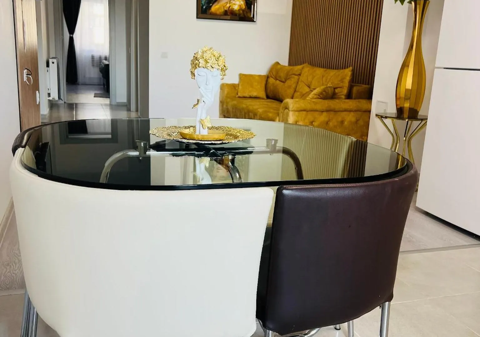 Gold House Apartamento Bucareste 0*,  Roménia